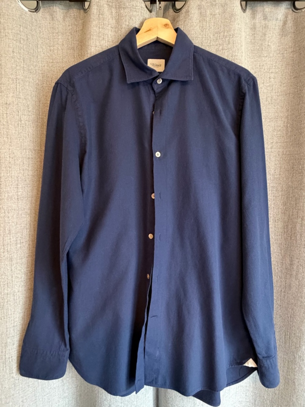Men's VASCA dark Navy Button-Up Shirt / LARGE